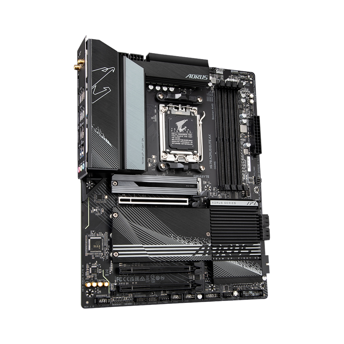 GIGABYTE X670 AORUS Elite AX